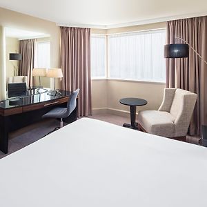 Standaard Kamer met een Queen Size Bed op de Bovenste Verdiepingen